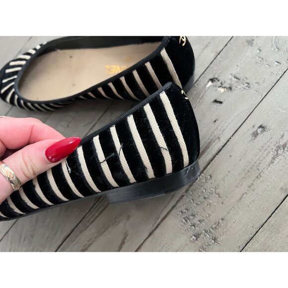 CHANEL Black Ivory Velvet Zebra Striped CC Ballet Flats Size 39 9 - Picture 8 of 13